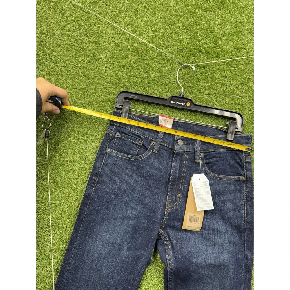 Levis shop confidence